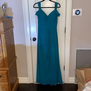 Bill Levkoff size 6 dress that’s in a blue/green color.